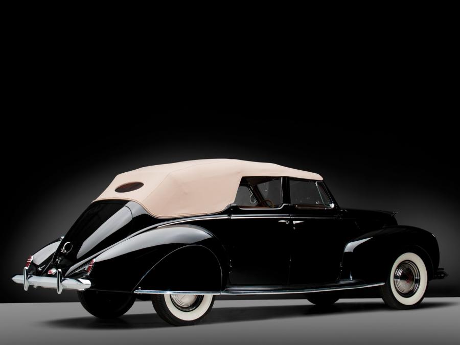  Lincoln Zephyr Convertible Sedan 1938 года  (фото 45 из 46)